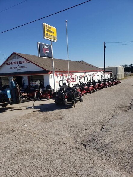 More Photos Of 2818 E Hwy 82, Gainesville Freestanding For Sale