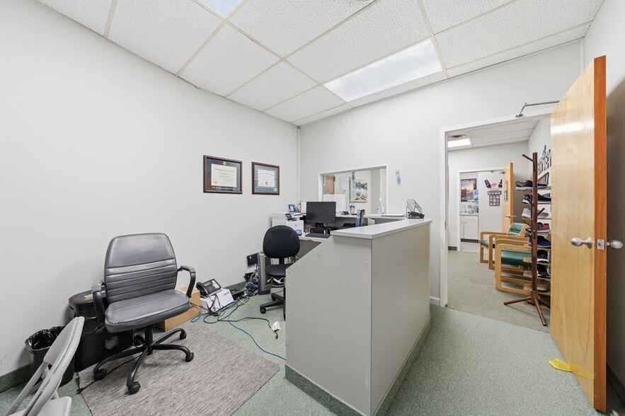 More Photos Of 299 Forest Ave, Paramus Office For Sale