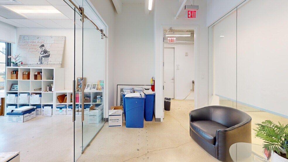 More Photos Of 66-68 W Flagler St, Miami Loft Creative Space For Lease