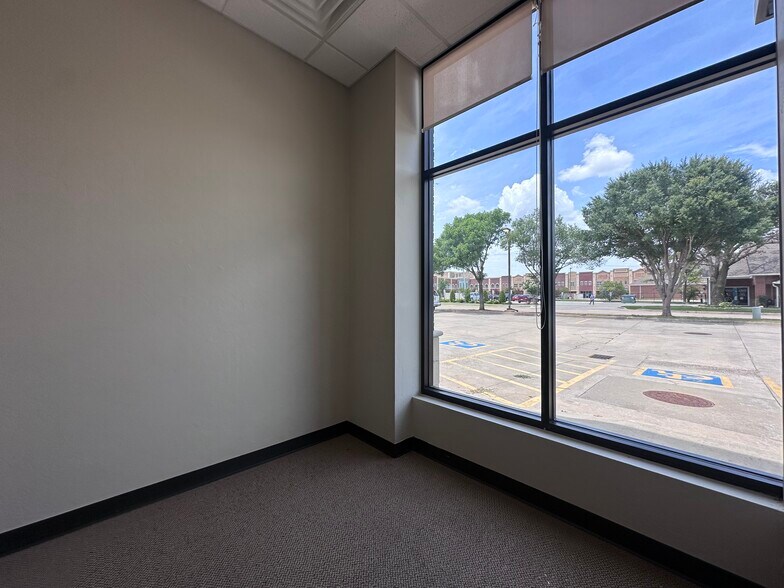 More Photos Of 360 24th Ave NW, Norman Storefront For Lease