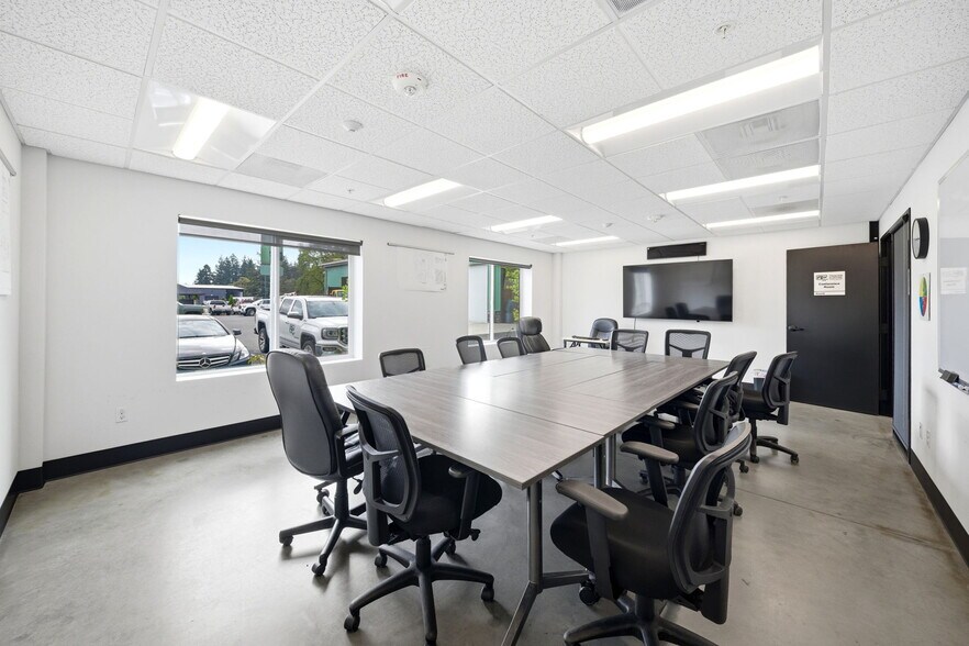 More Photos Of 7217 NE 99th St, Vancouver Industrial For Sale