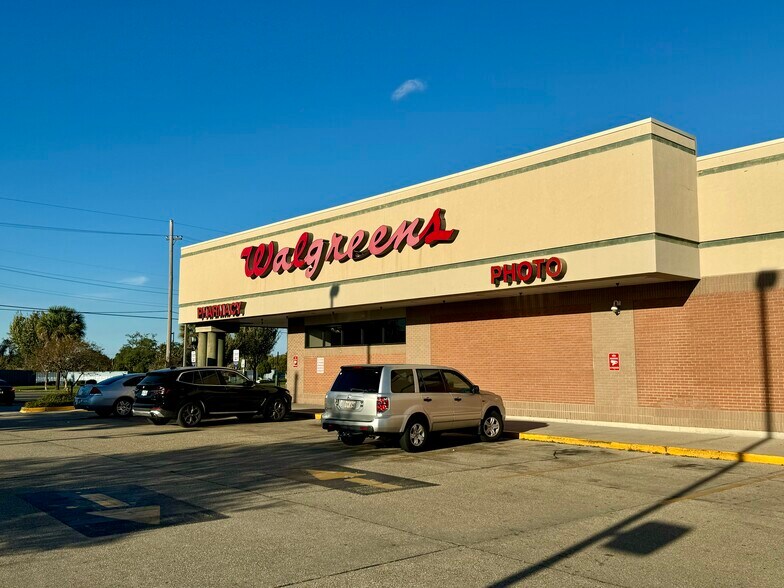More Photos Of 4200 Chef Menteur Hwy, New Orleans Convenience Store For Lease