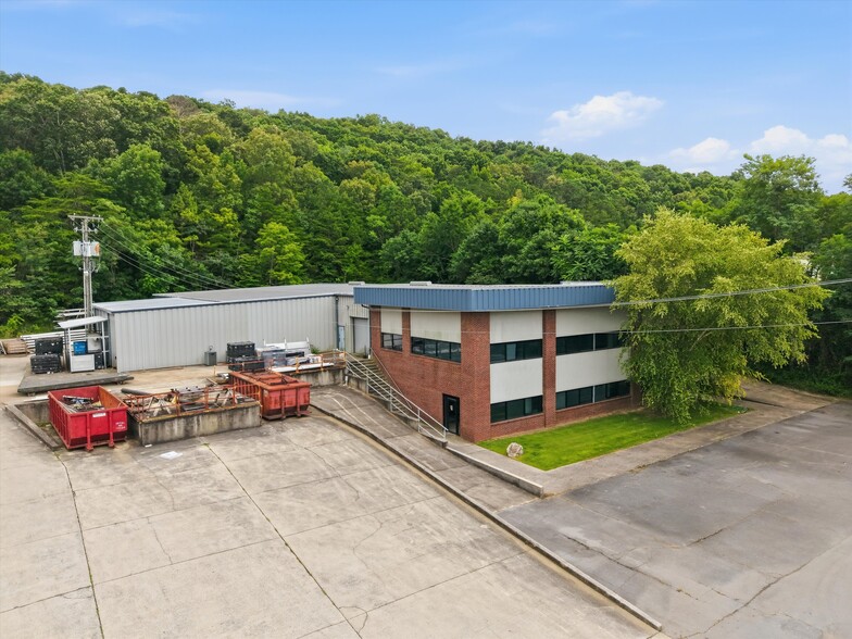Primary Photo Of 740 Signal Point Rd, Guntersville Industrial For Sale