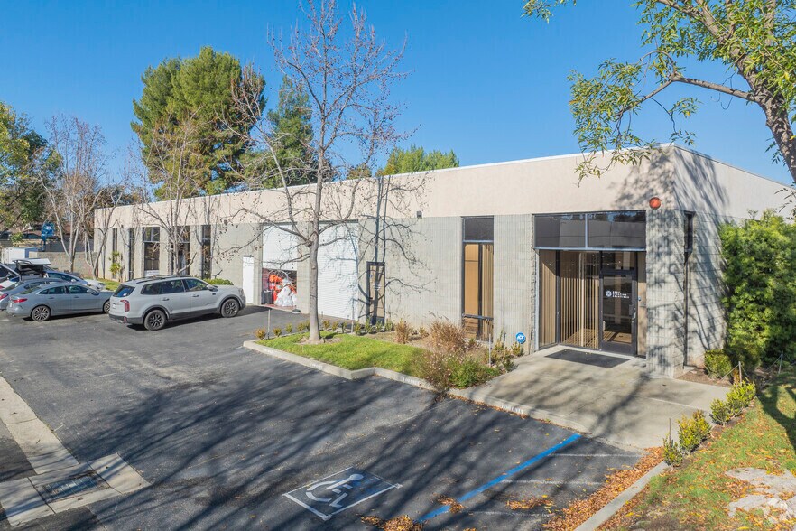 Primary Photo Of 1047 Serpentine Ln, Pleasanton Research And Development For Lease