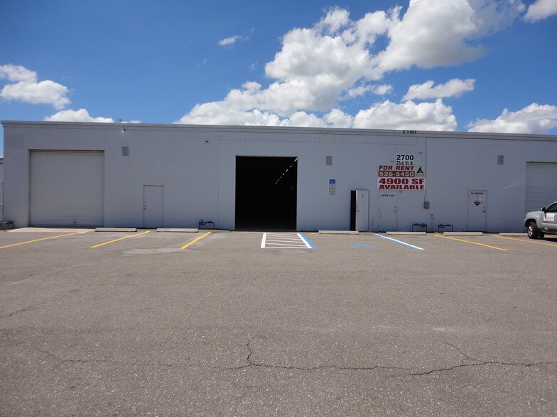 More Photos Of 2700 23rd St N, Saint Petersburg Warehouse For Lease