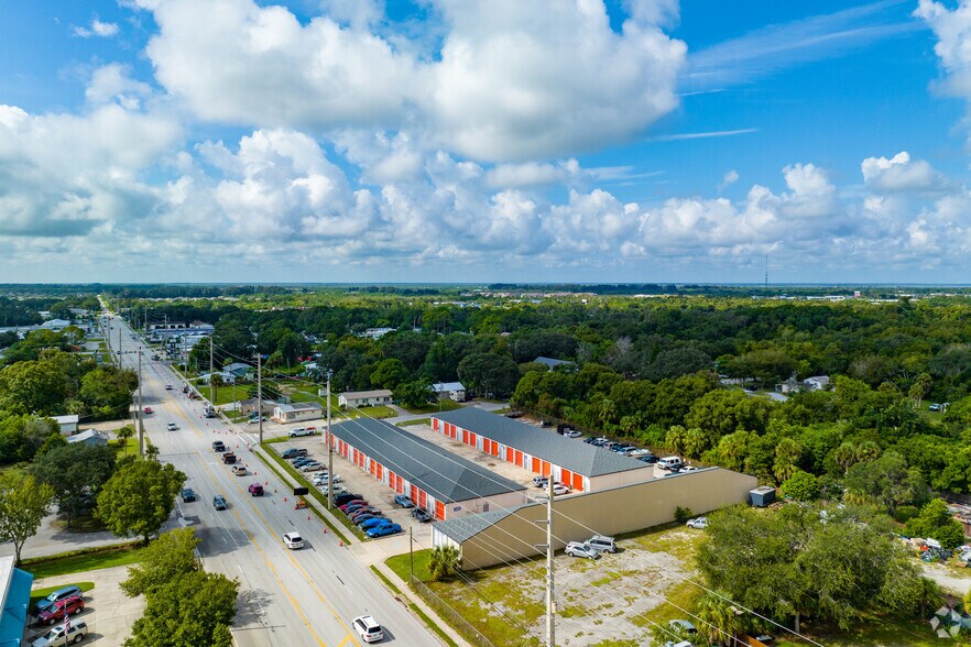 More Photos Of 641 Clearlake Rd, Cocoa Service For Lease