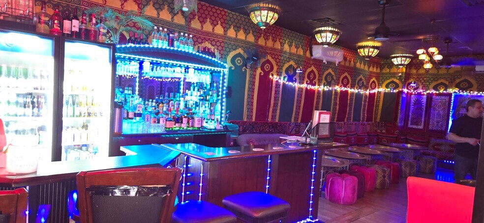 Primary Photo Of 947 Federal St, Philadelphia Restaurant For Sale