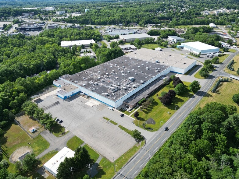 More Photos Of 95 Ballard Rd, Middletown Manufacturing For Lease