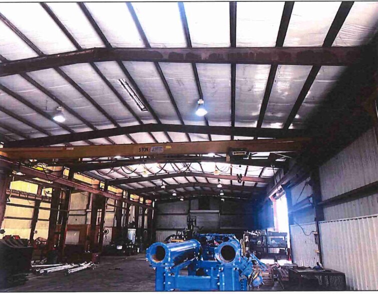 More Photos Of 1740 Callahan Rd, Longview Warehouse For Lease