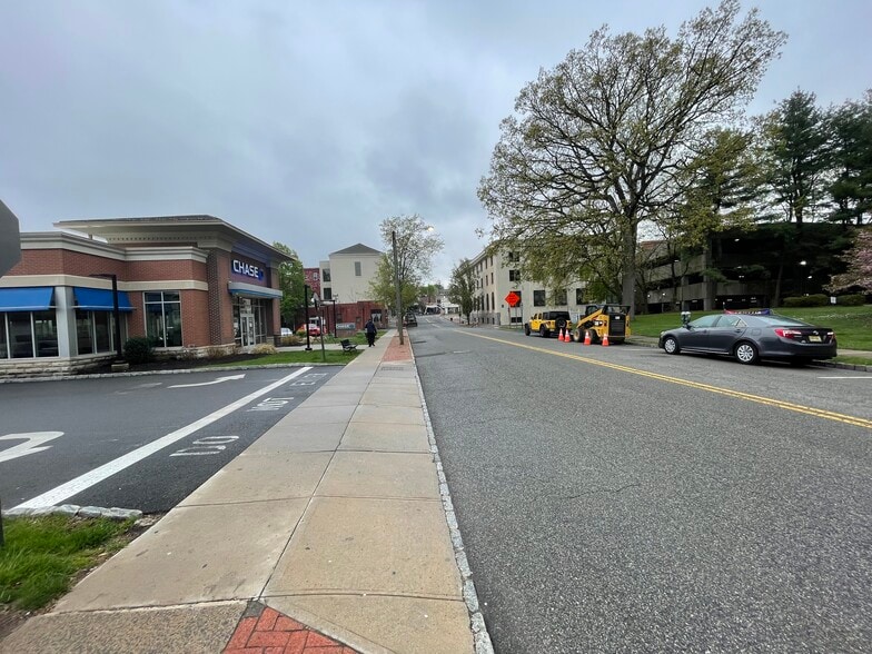 More Photos Of 25 N Fullerton Ave, Montclair Office Residential For Lease