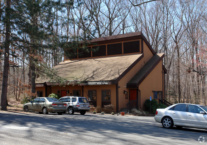 Primary Photo Of 12050 S Lakes Dr, Reston Office For Lease