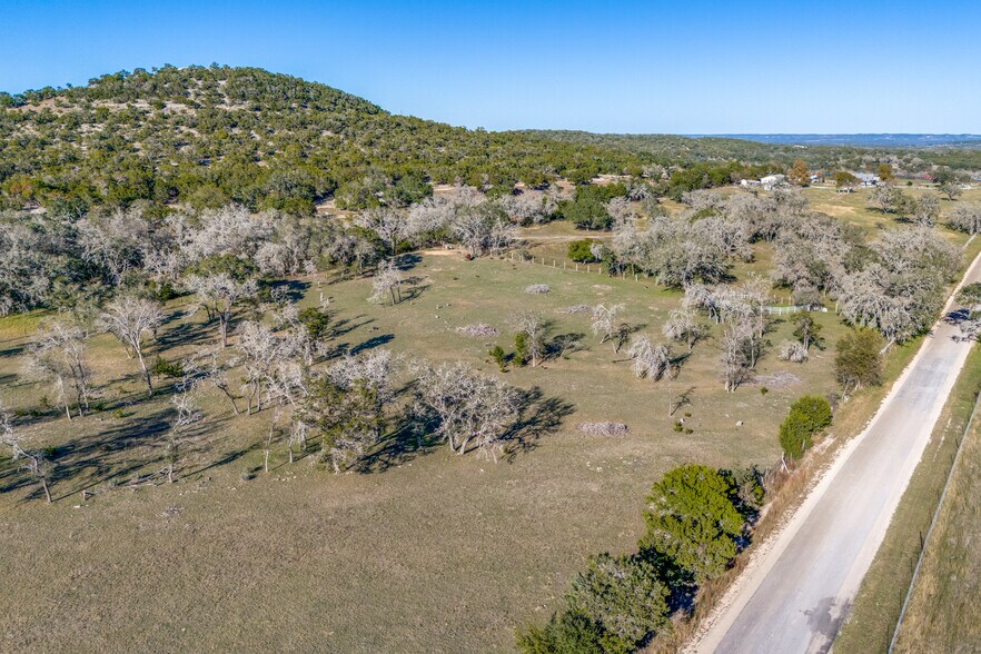 More Photos Of 636 FM 289, Comfort Land For Sale