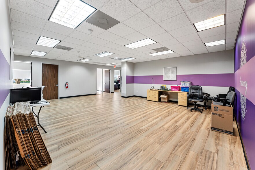 More Photos Of 6319 Cypresswood Dr, Spring Medical For Lease