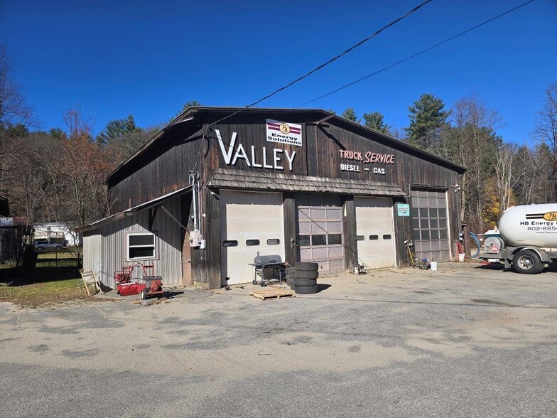 Primary Photo Of 37 Chester Rd, Springfield Auto Repair For Sale