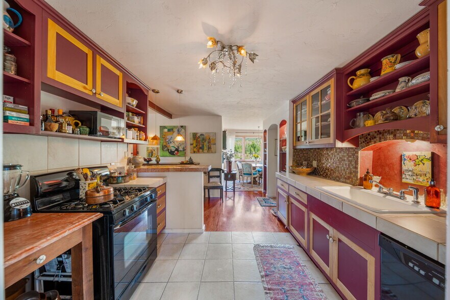 More Photos Of 4 County Road 124, Hesperus Restaurant For Sale