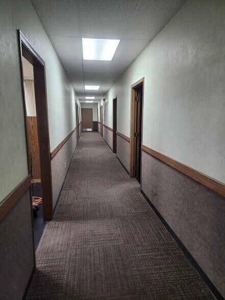 More Photos Of 826 Franklin Rd, Mercer Medical For Lease