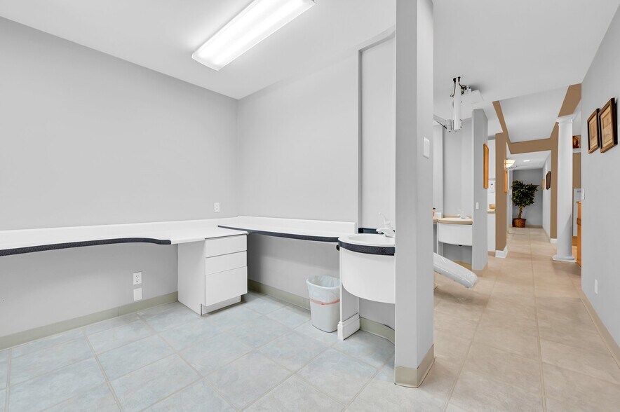 More Photos Of 21 Orchard St, Denville Medical For Lease