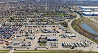 Primary Photo Of 2700 Central Ave, Windsor Distribution For Sale