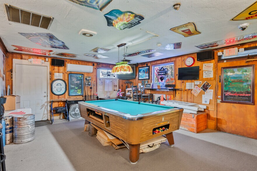 More Photos Of 1107 Pacific Ave N, Kelso Restaurant For Sale