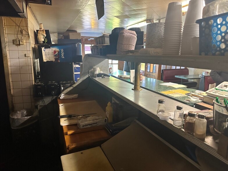 More Photos Of 265 S Pearl St, Albany General Retail For Sale