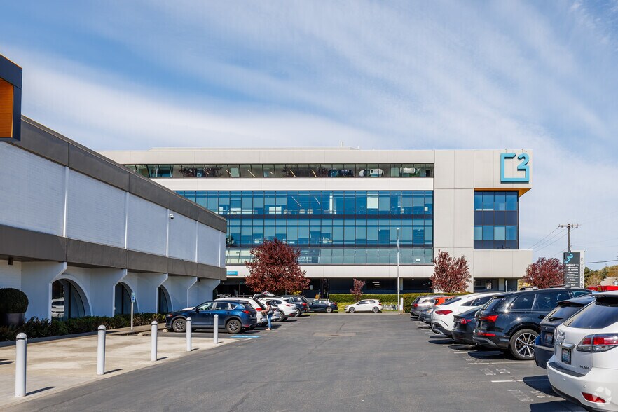 More Photos Of 5601 6th Ave S, Seattle Office For Lease