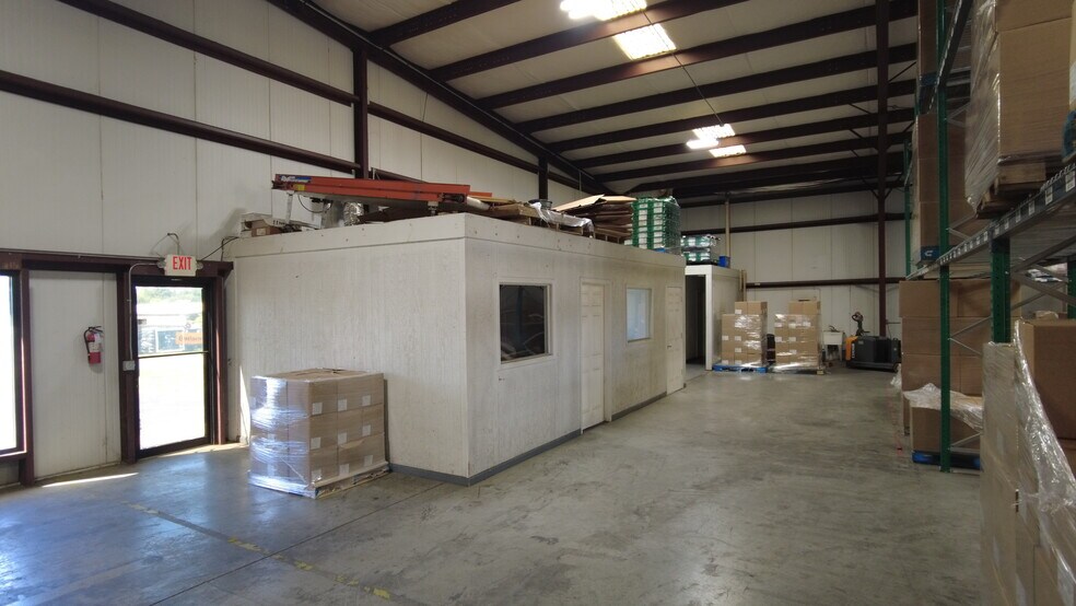 More Photos Of 100 Southwest Dr, Spartanburg Warehouse For Sale