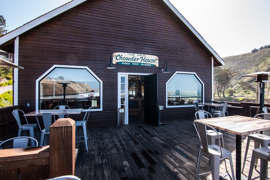 More Photos Of 810 Port Road, Point Arena Restaurant For Sale