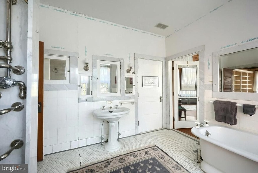 More Photos Of 119 Baltimore St, Hanover Office Residential For Sale