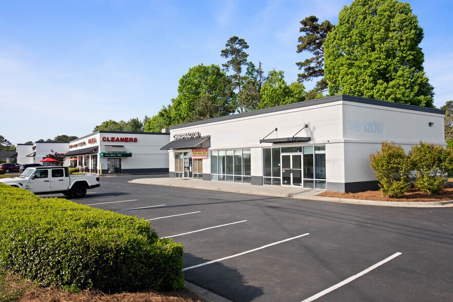 More Photos Of 5670 Highway 9 N, Alpharetta Unknown For Lease