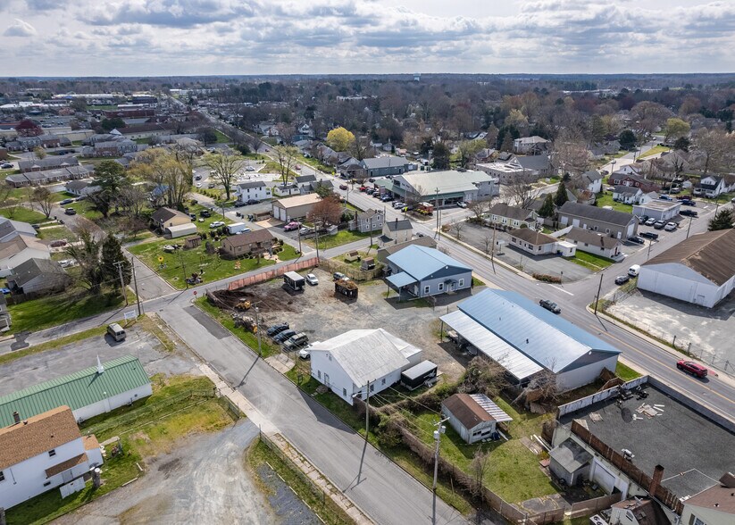 More Photos Of 507 Dover St, Easton Warehouse For Sale