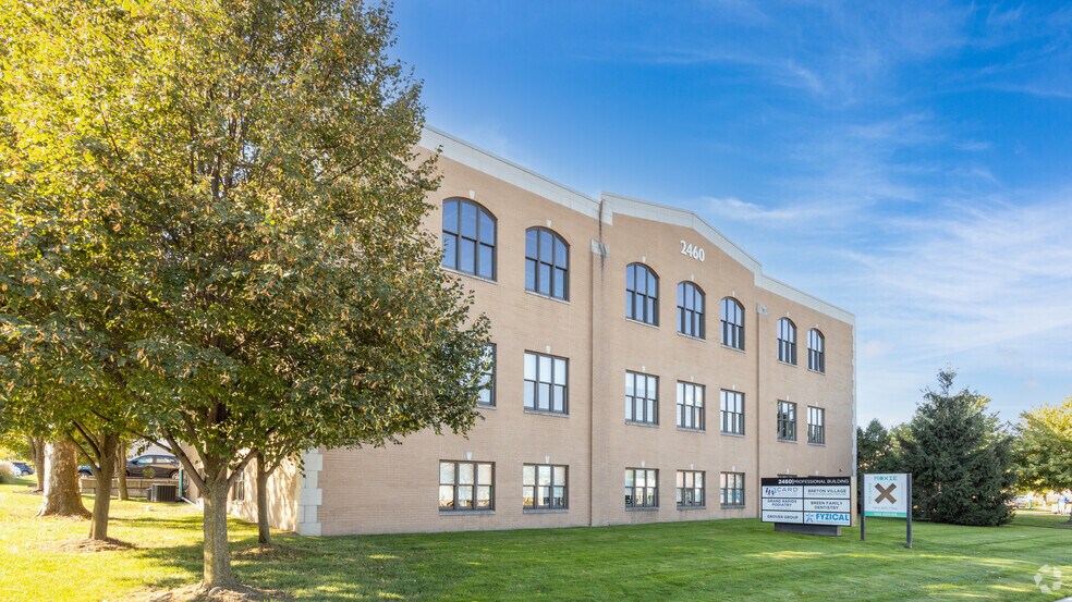 Primary Photo Of 2460 Burton St SE, Grand Rapids Office For Lease