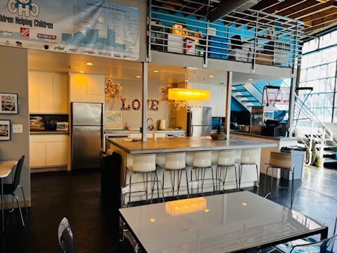 More Photos Of 887 W Marietta St NW, Atlanta Loft Creative Space For Lease