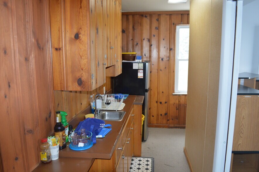 More Photos Of 2662 Nottingham Way, Trenton Office For Sale