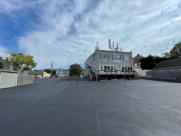 More Photos Of 2504 Grand Ave, Baldwin Office For Sale