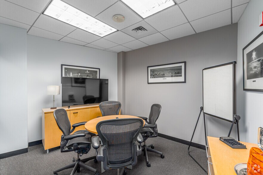 More Photos Of 1000 N West St, Wilmington Coworking Space