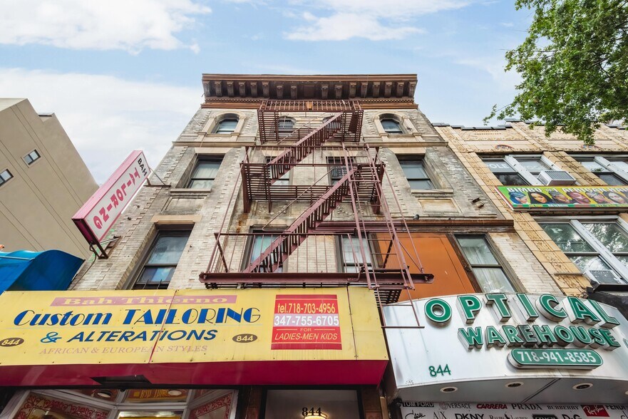 More Photos Of 844 Flatbush Ave, Brooklyn Multifamily For Sale