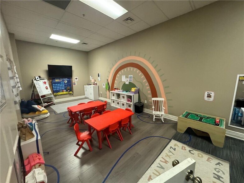 More Photos Of 1705 S Walton Blvd, Bentonville Office For Sale