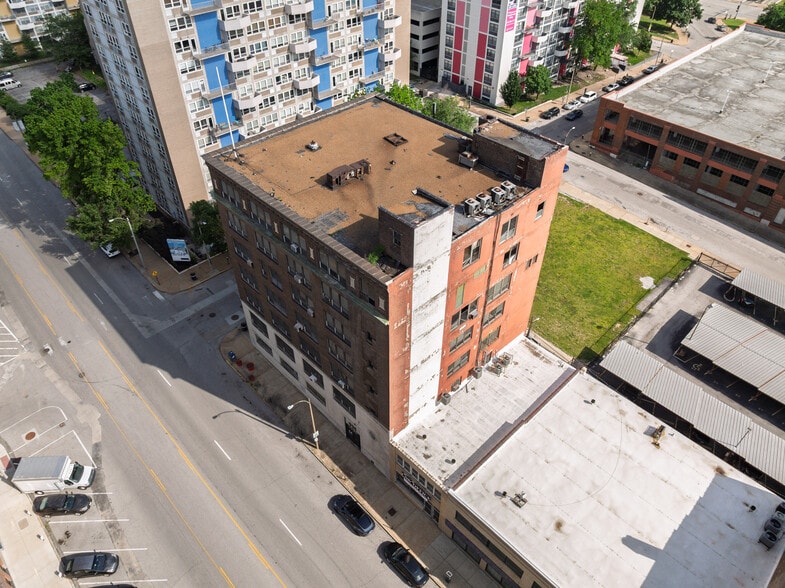 More Photos Of 1700 Olive St, Saint Louis Office For Sale