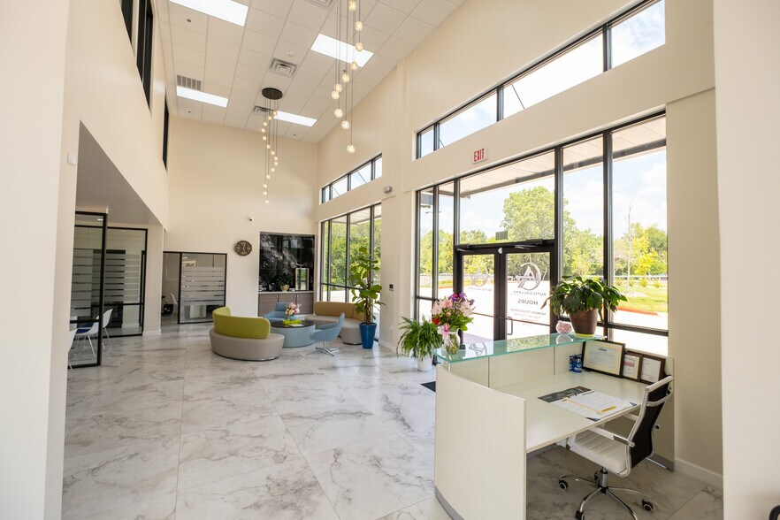 More Photos Of 751 N Central Expy, Mc Kinney Auto Dealership For Sale