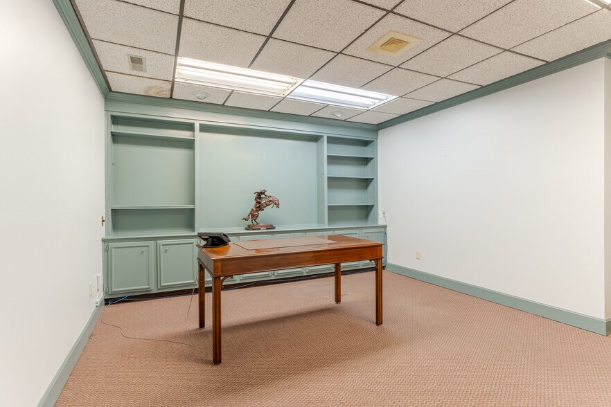 More Photos Of 2816 Veach Rd, Owensboro Medical For Sale