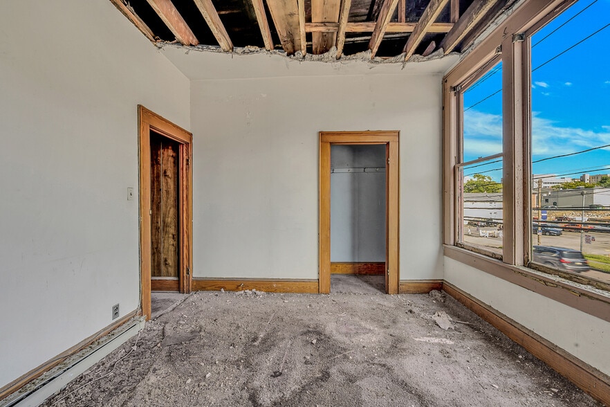 More Photos Of 515 Wyoming Ave, Scranton Flex For Sale