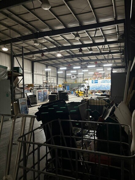 More Photos Of 2404 U St, Bedford Industrial For Sale