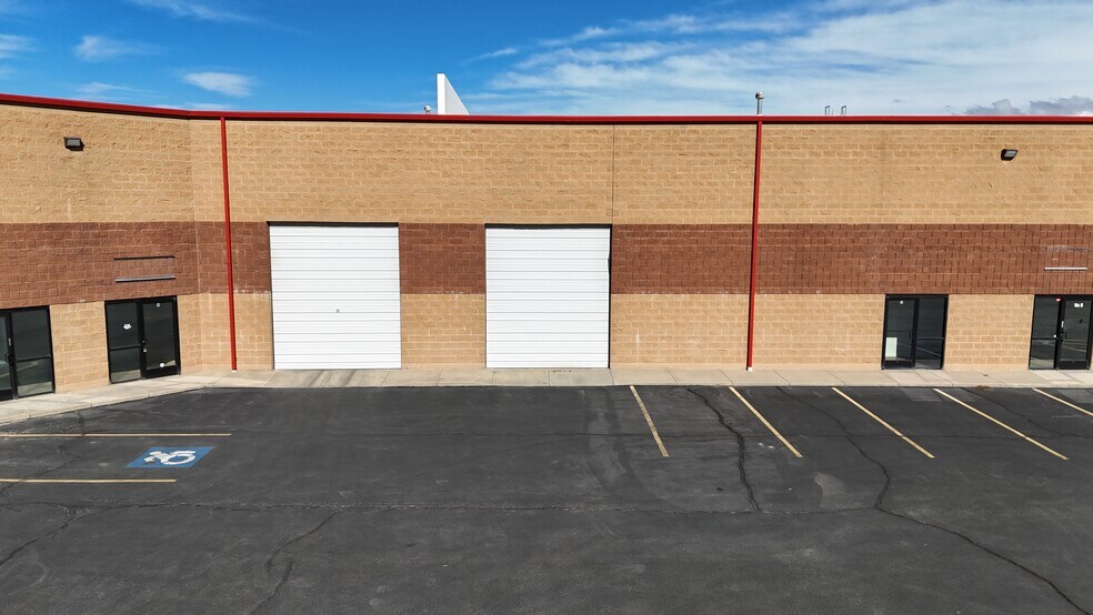 More Photos Of 25 N 400 W, North Salt Lake Warehouse For Lease
