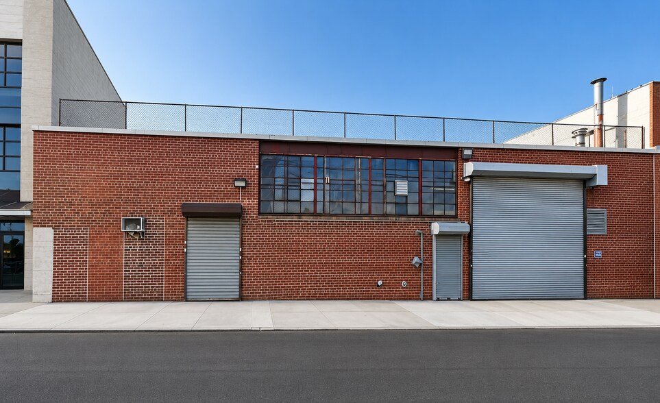 Primary Photo Of 2420 49th St, Long Island City Warehouse For Sale