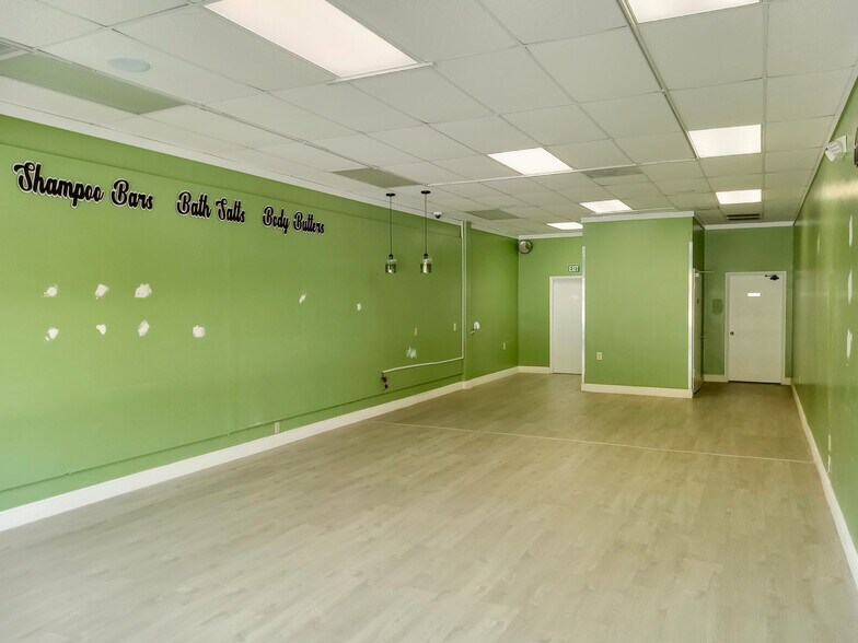 More Photos Of 600 E Altamonte Dr, Altamonte Springs Unknown For Lease