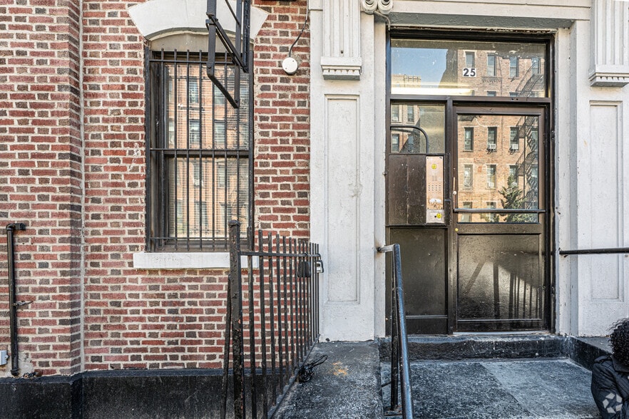 More Photos Of 25 E 21st St, Brooklyn Apartments For Sale