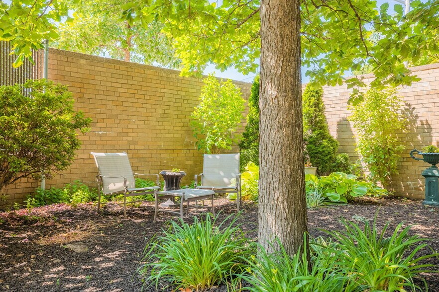 More Photos Of 1401 Pennsylvania Ave, Wilmington Apartments For Sale