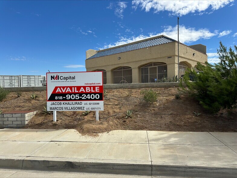 More Photos Of 2660 Pearblossom Hwy, Palmdale Office Residential For Sale