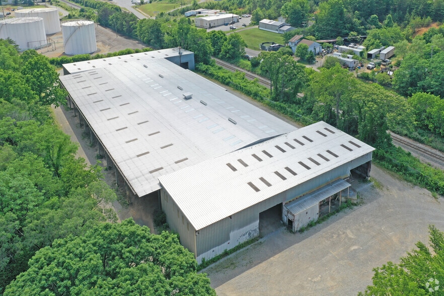 More Photos Of 5051 Benois Rd, Roanoke Warehouse For Sale
