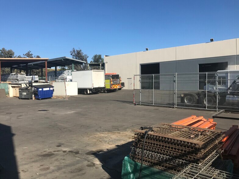 More Photos Of 1238 Simpson Way, Escondido Warehouse For Lease